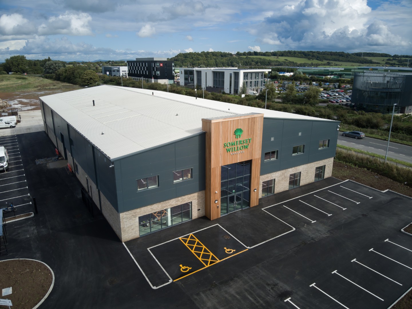 Peninsula Business Park Premises